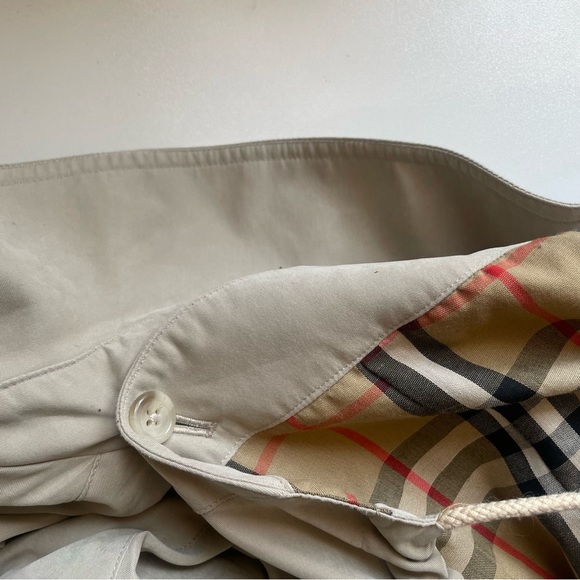 Vintage Burberry Khaki Trench Button Coat with Removable Hood Size Large (12) - Picture 13 of 15